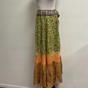 Alka Vora Skirt silk print Bohemian  paisley beaded long green L  nwot